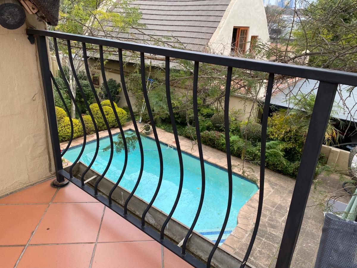 Tuscan Rose Johannesburg Exterior foto